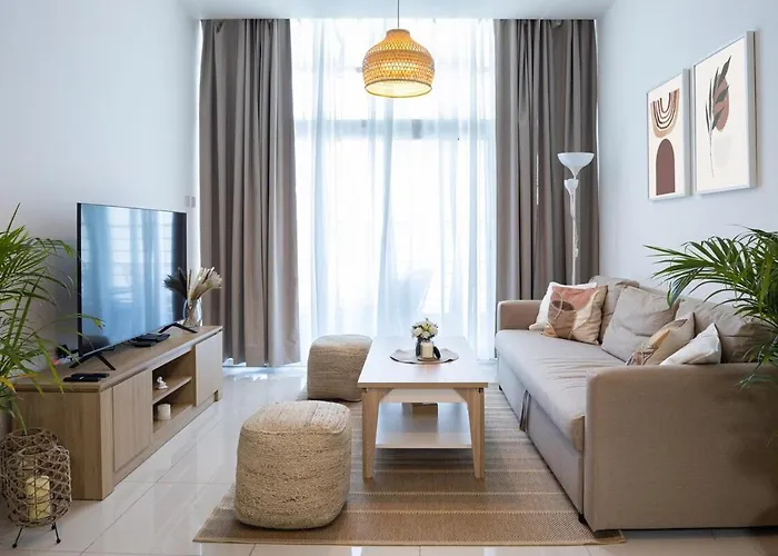 Waves - Charming Apt With Balcony Steps From The Beach